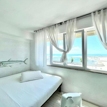 Ferienwohnung Sunset Loft Livorno Zimmer foto