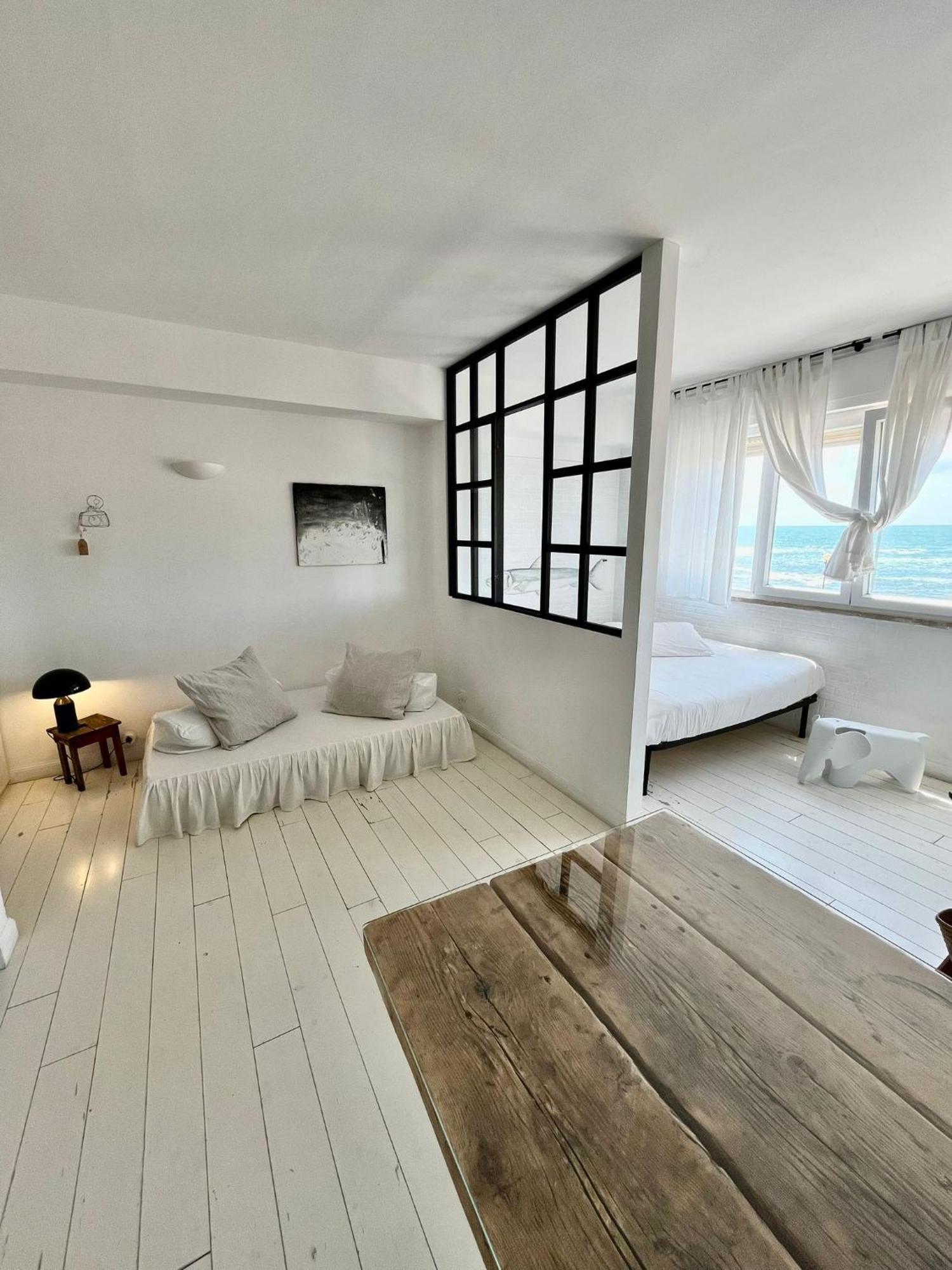 Ferienwohnung Sunset Loft Livorno Zimmer foto